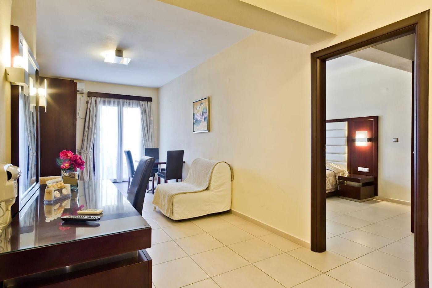 Socrates Hotel Apartments Karpathos Exterior foto